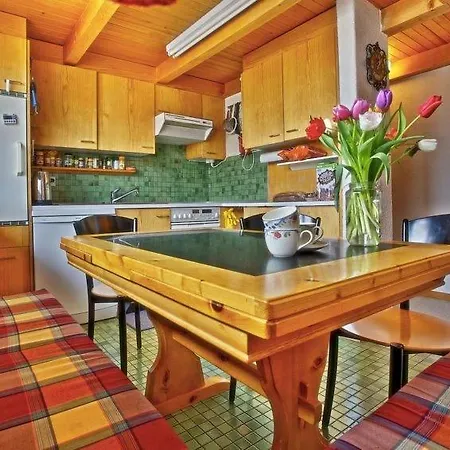 Sleeps 6 Wifi Апартаменты