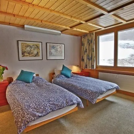 Sleeps 6 Wifi